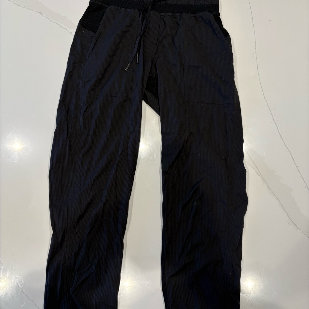 Lululemon Dance Studio Black Pants cropped